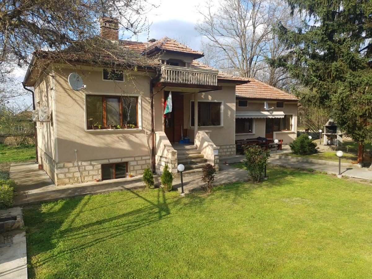 Holiday Home Maarata Крушуна Екстер'єр фото